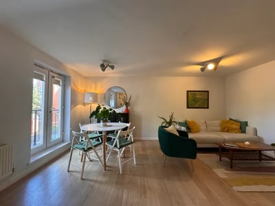 Flat Brandwood Crescent in Birmingham