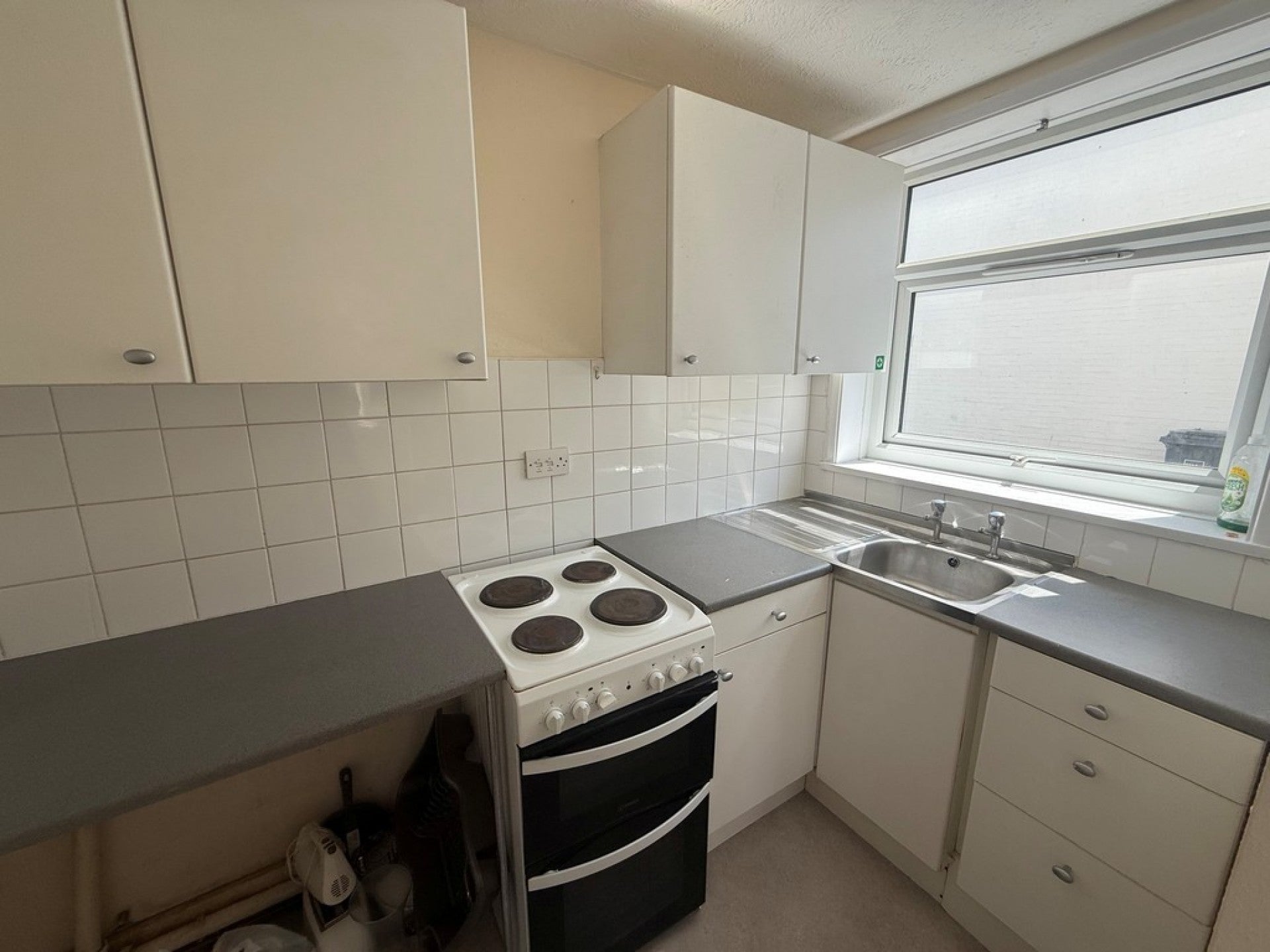 Flat Shelley Road in Worthing