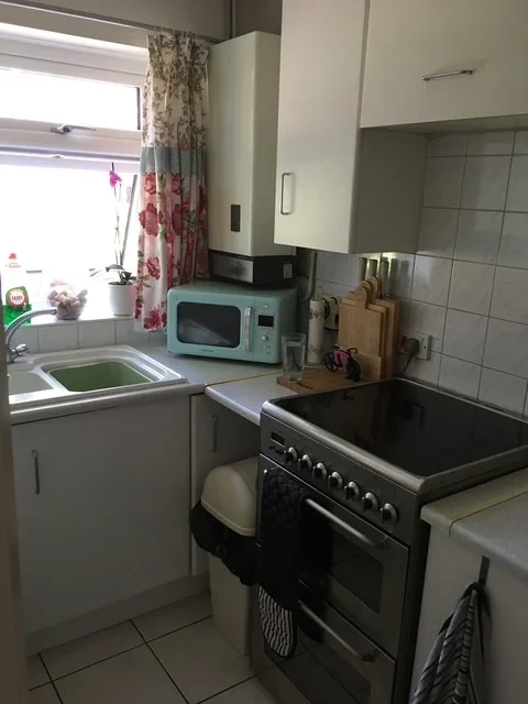 House Maple Close in Guildford