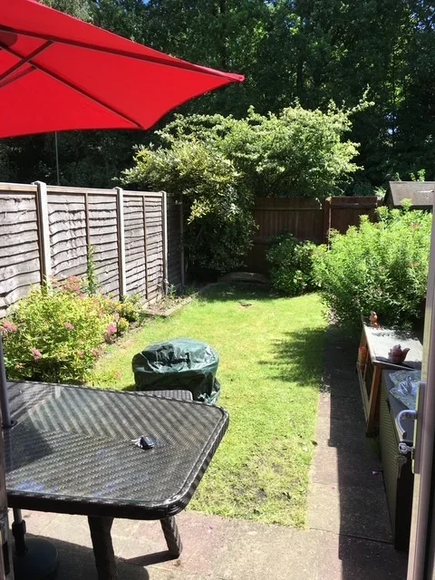 House Maple Close in Guildford
