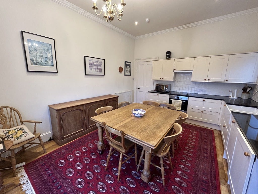 House Dryden Place in City of Edinburgh