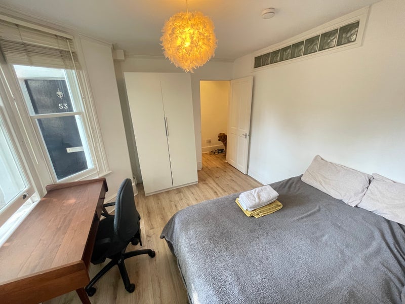 Room Blackheath Road in Greater London