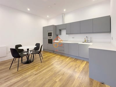Flat Vittoria Street in Birmingham