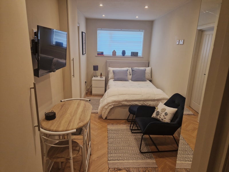 Room Gaston Avenue in Bristol