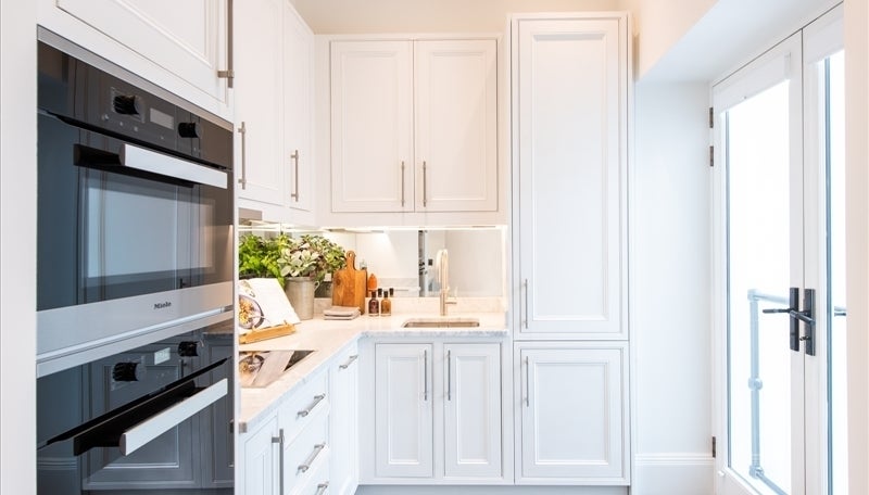 Flat Prince of Wales Terrace in Greater London