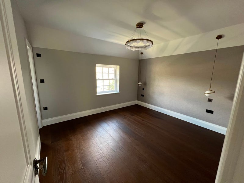 Room Oakleigh Road South in Greater London