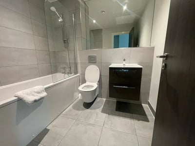 Flat Wokingham Road in Bracknell