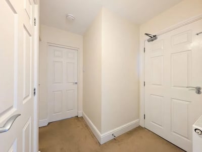 Flat Knowsley Road in Southport