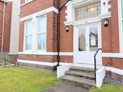 Flat Knowsley Road in Southport