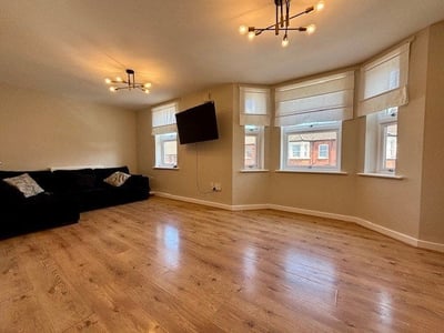 Flat Britannia Road in Brentwood