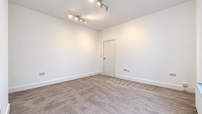 Flat Holloway Road in Greater London
