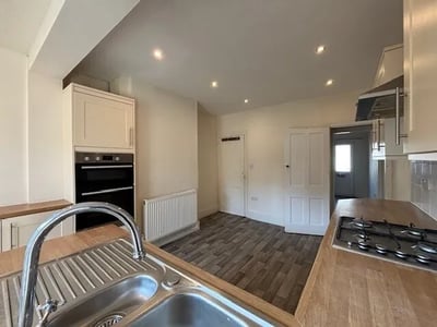 Flat Sussex Road in Tonbridge and Malling