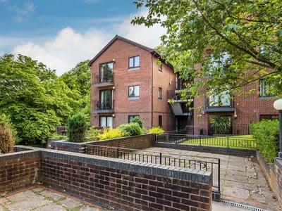 Flat Mill Street in Reigate and Banstead