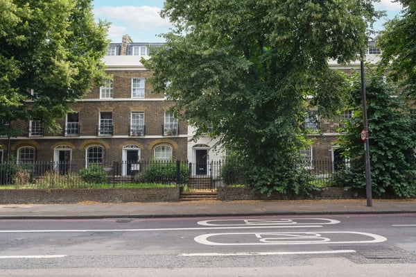 Flat Brixton Road in Greater London