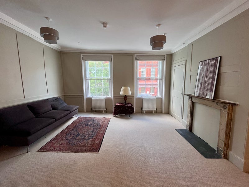 Flat Great Ormond Street in Greater London