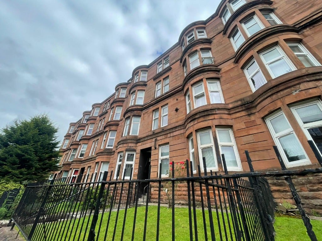 House Tollcross Road in Glasgow