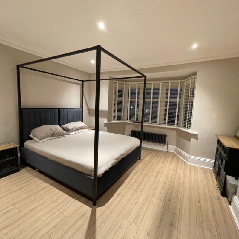 Room Blackpool Road in Preston