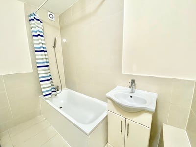 Flat South Birkbeck Road in Greater London