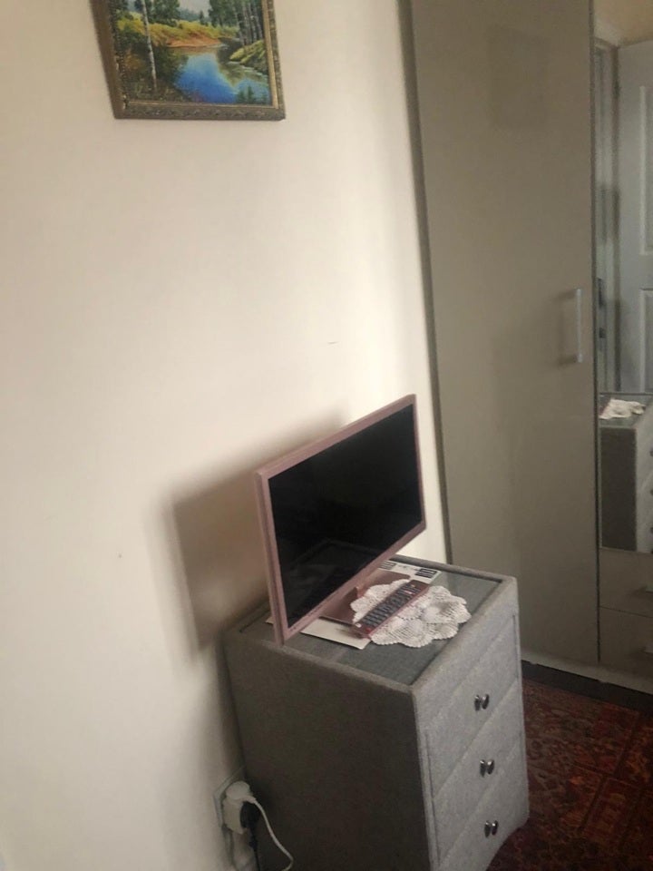 Room Highgrove Road in Chatham