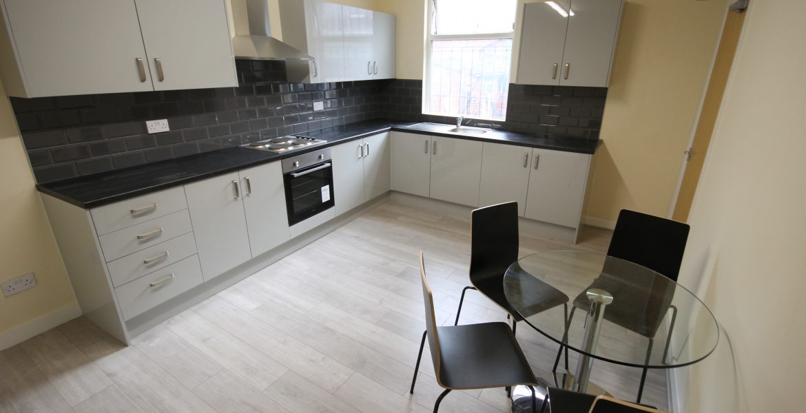 Flat Archery Terrace in Leeds