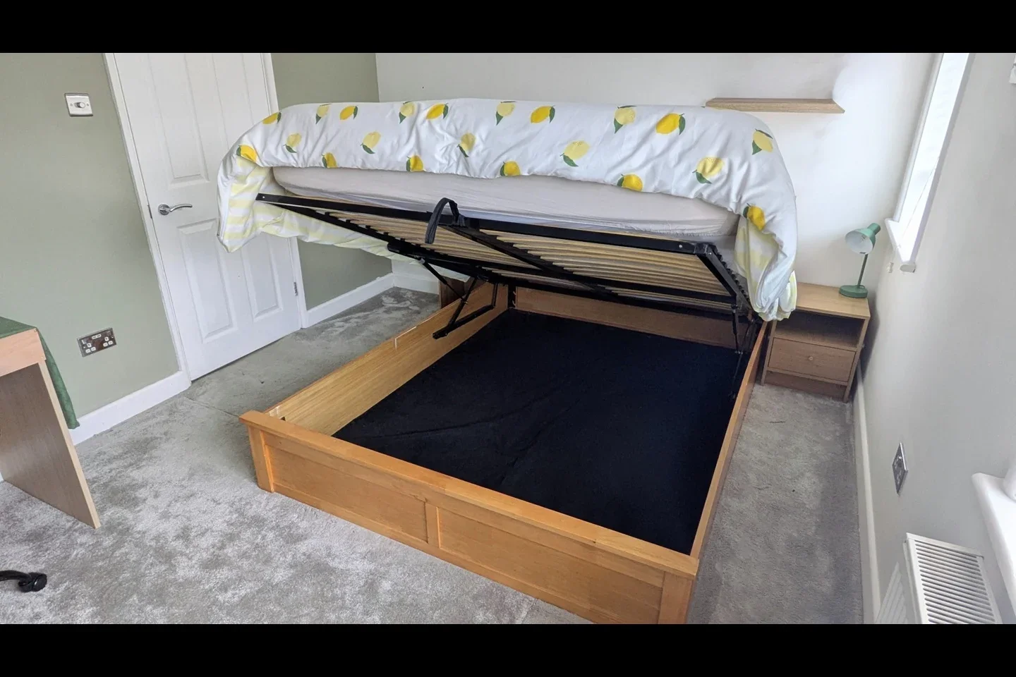 Room Beeleigh Road in Greater London