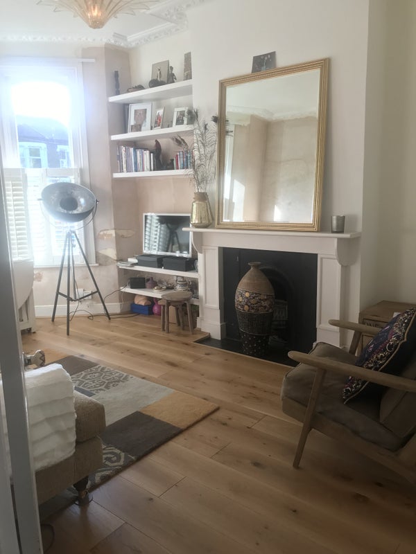 Flat Wallwood Road in Greater London
