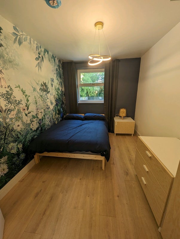 Room Havana Close in Manchester