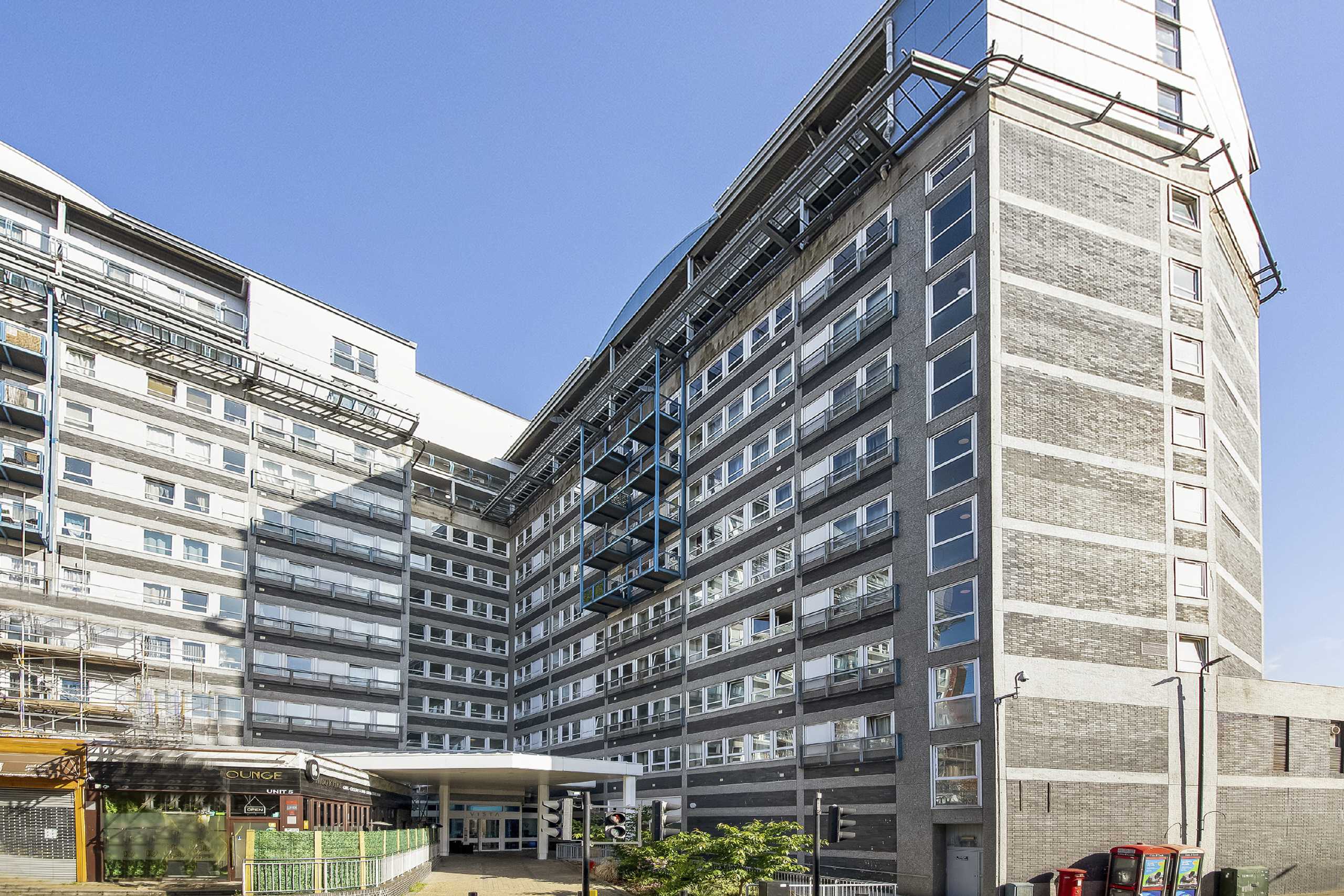 Flat Calderwood Street in Greater London