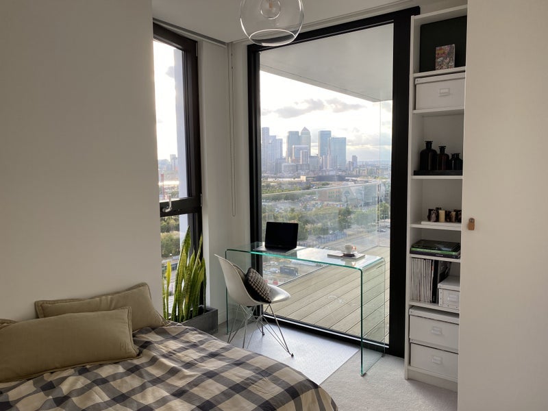 Room Chandlers Avenue in Greater London