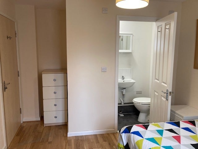 Room Arnold Road in Bristol