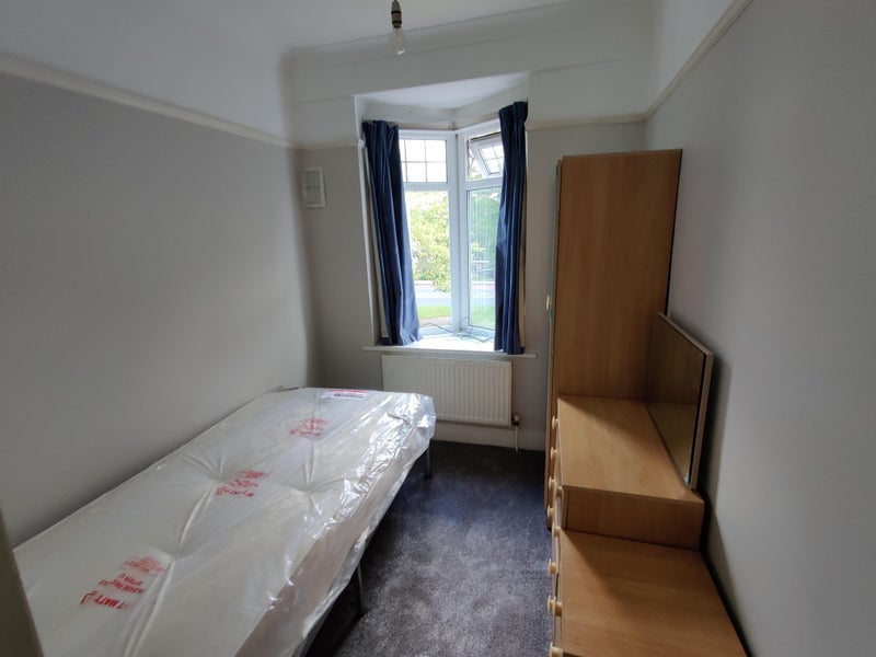 Room The Drive in Greater London