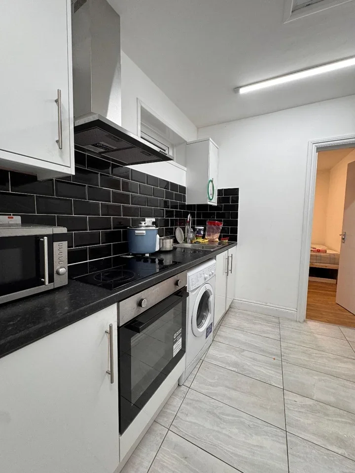 House Vicarage Lane in Greater London