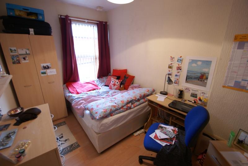 Flat Welton Place in Leeds