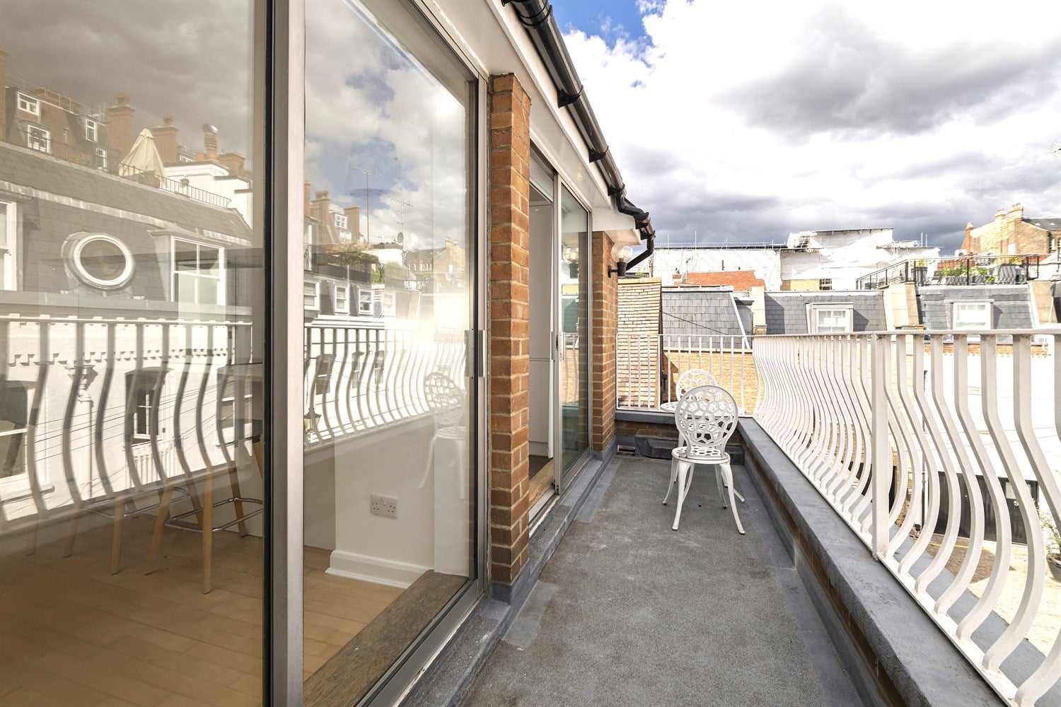 House Adam and Eve Mews in Greater London