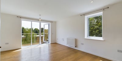 Flat Russells Crescent in Reigate and Banstead