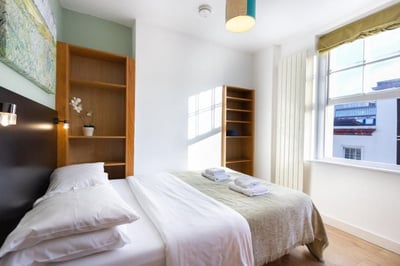Flat Starcross Street in Greater London