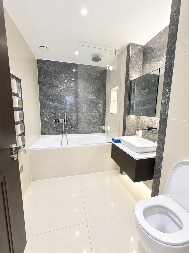 Flat Warwick Lane in Greater London