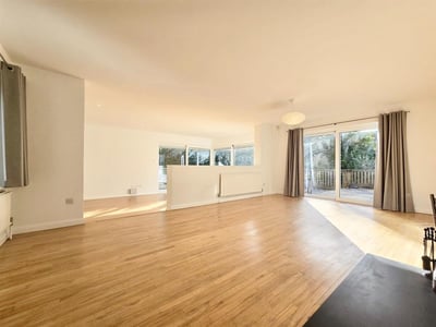 House Cedarways in Waverley