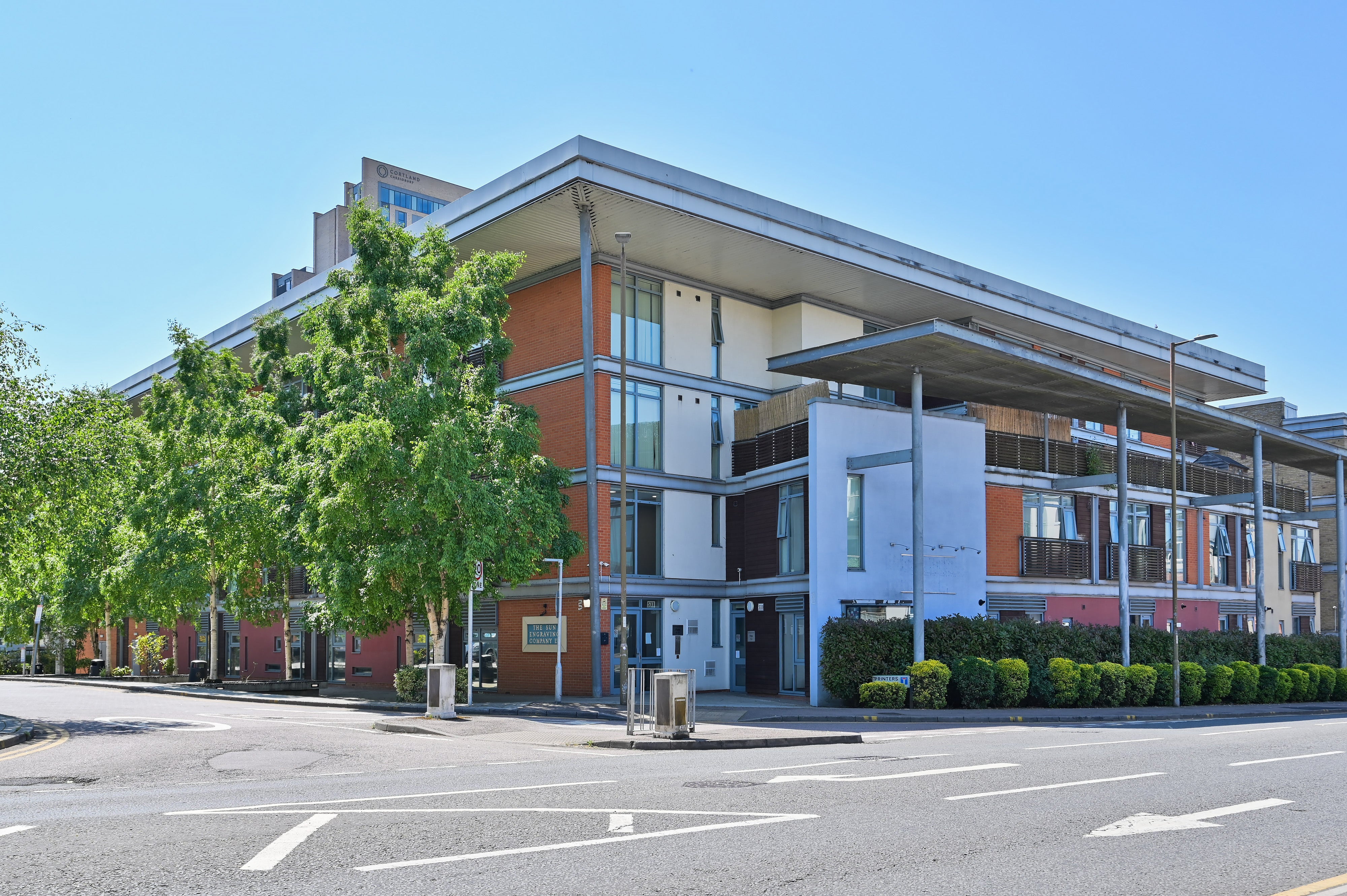 Flat Whippendell Road in Watford