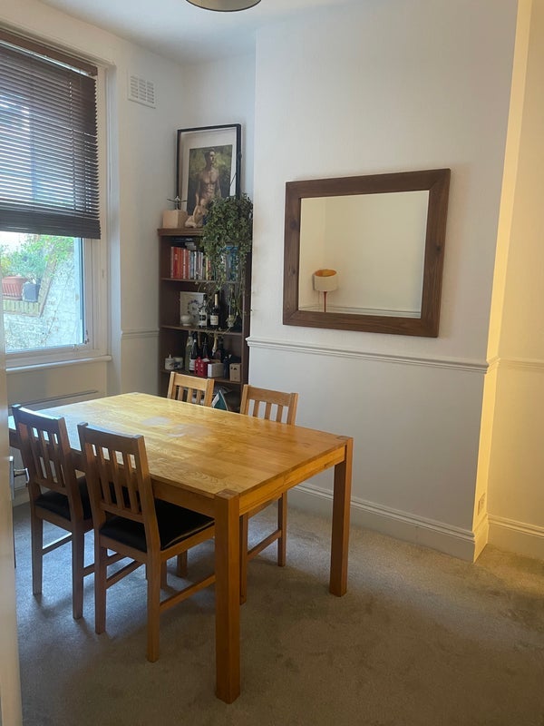 Room Larcom Street in Greater London