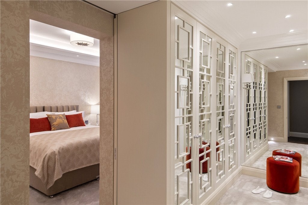 Flat South Street in City of Westminster