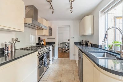 House Craven Road in Greater London
