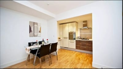 Flat Fountainbridge in City of Edinburgh