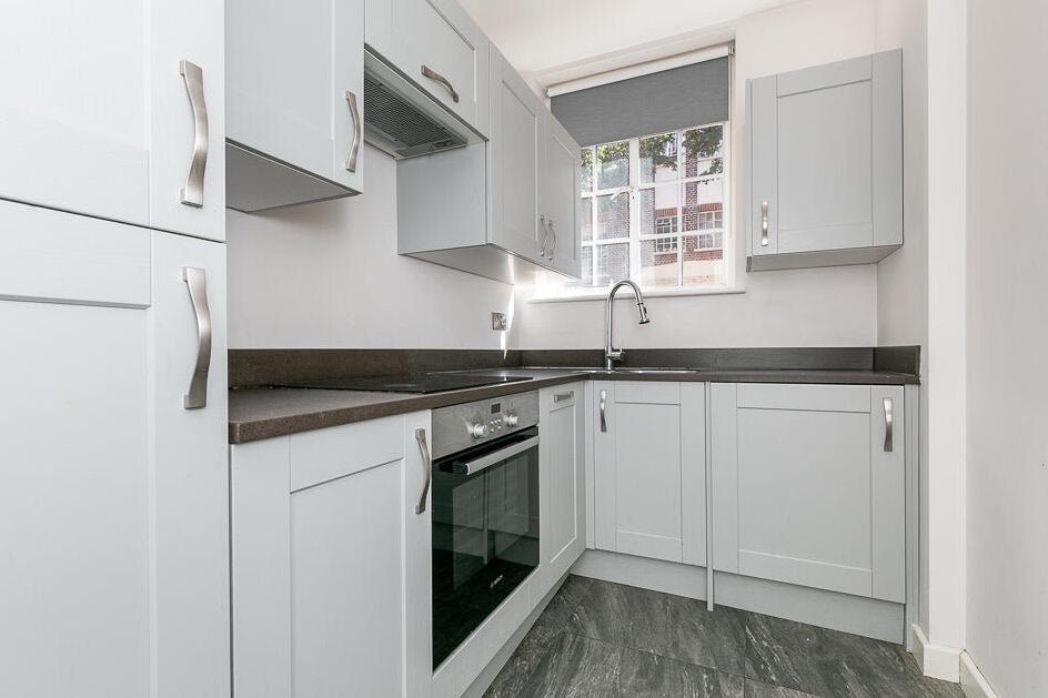 Flat King's Road in Greater London