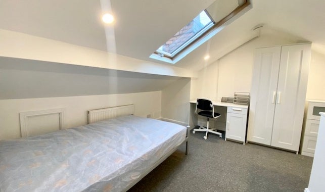 Room Priestley Street in Sheffield