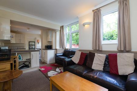 House Seabridge Road in Newcastle-under-Lyme