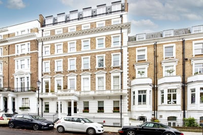 Flat Fellows Road in Greater London