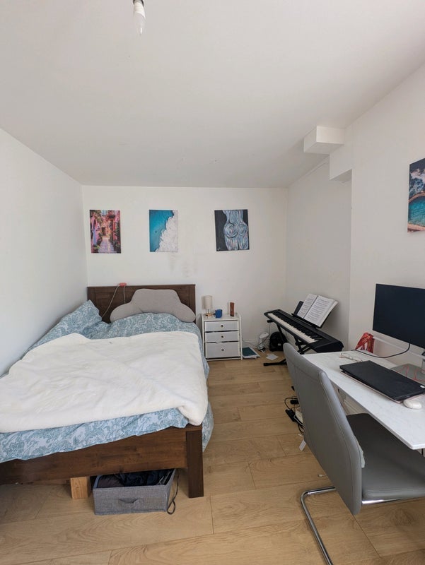 Room Caledonian Road in Greater London
