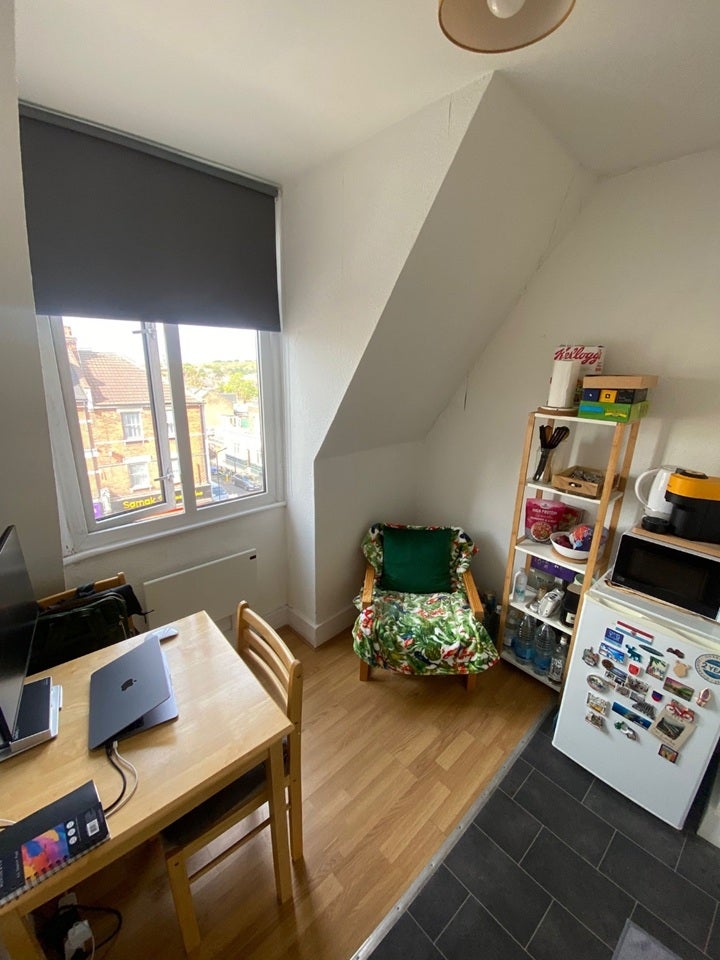 Flat Gratton Terrace in Greater London