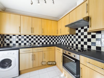 Flat Penshurst Mews in Hessle